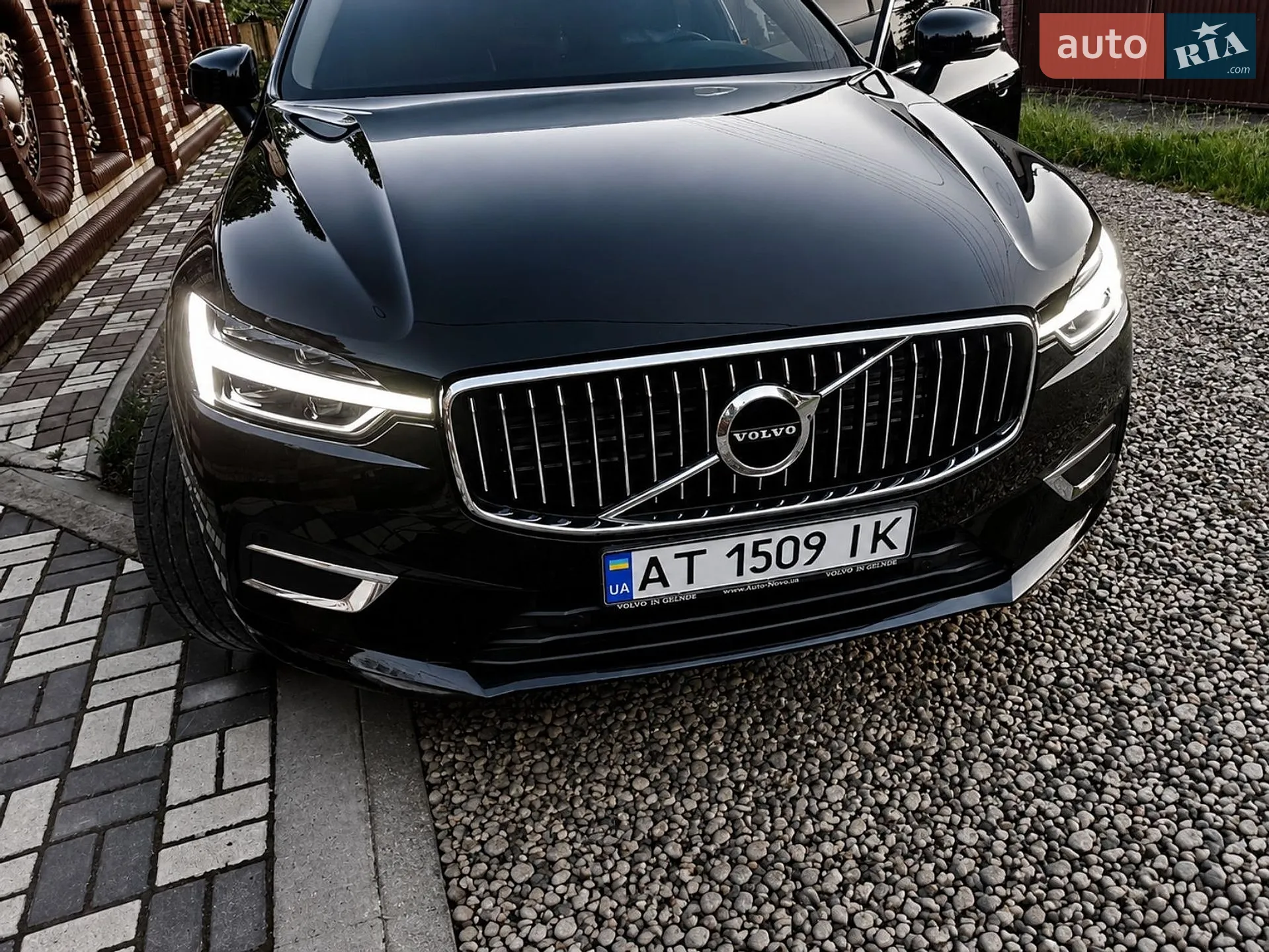 Volvo XC60 2019 VIN YV1UZA8UDL1483330 фото оголошення 15 з 20