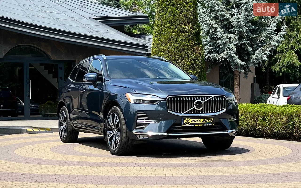 2022 Volvo XC60 - фото 1