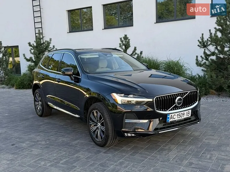 Volvo XC60 2022