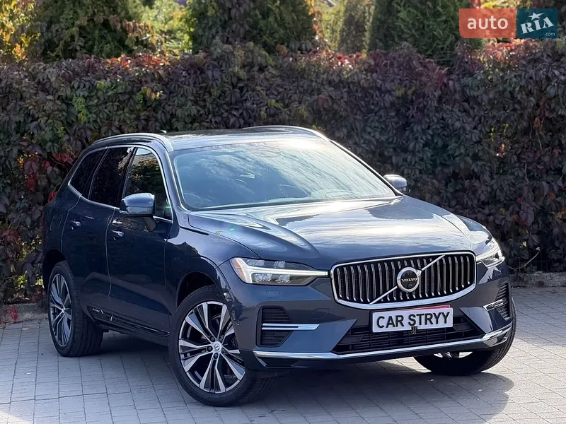Volvo XC60 2022
