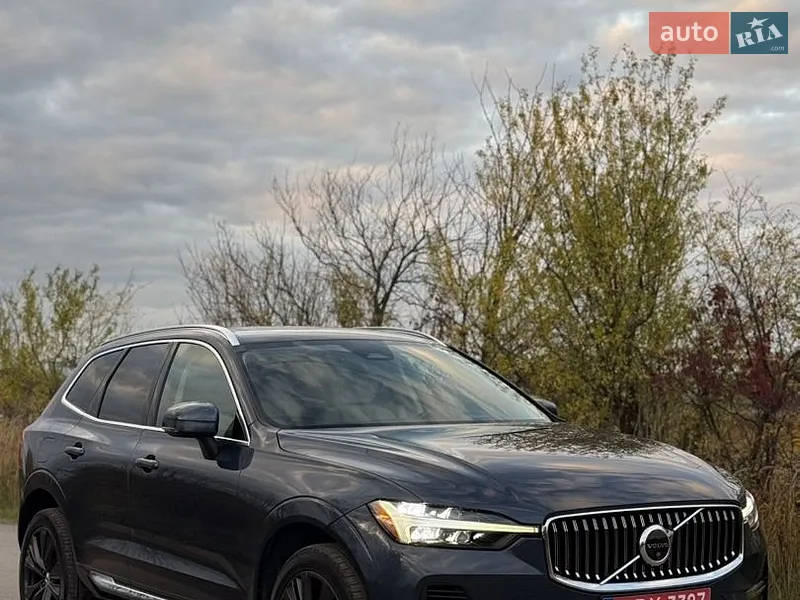 Volvo XC60 2022