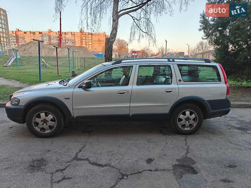 Универсал Volvo XC70 Cross Country