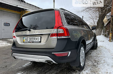 Volvo XC70  2015