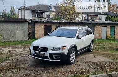 Volvo XC70  2013