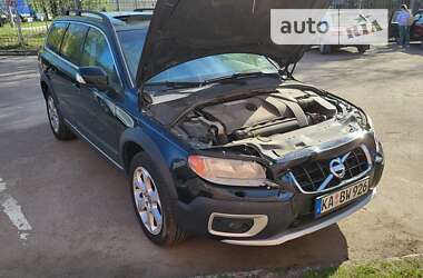 Volvo XC70  2010