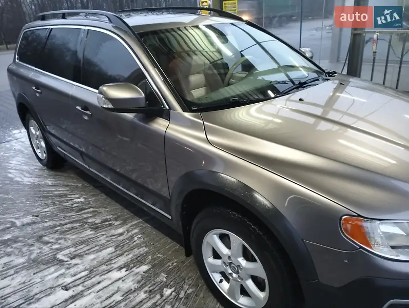 Volvo XC70