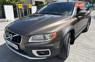 Volvo XC70  2011