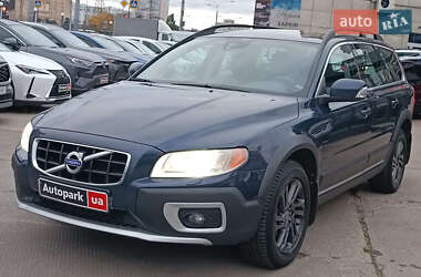 Volvo XC70  2012