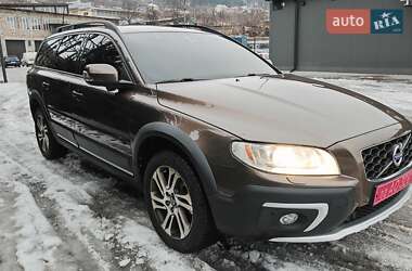 Volvo XC70  2015
