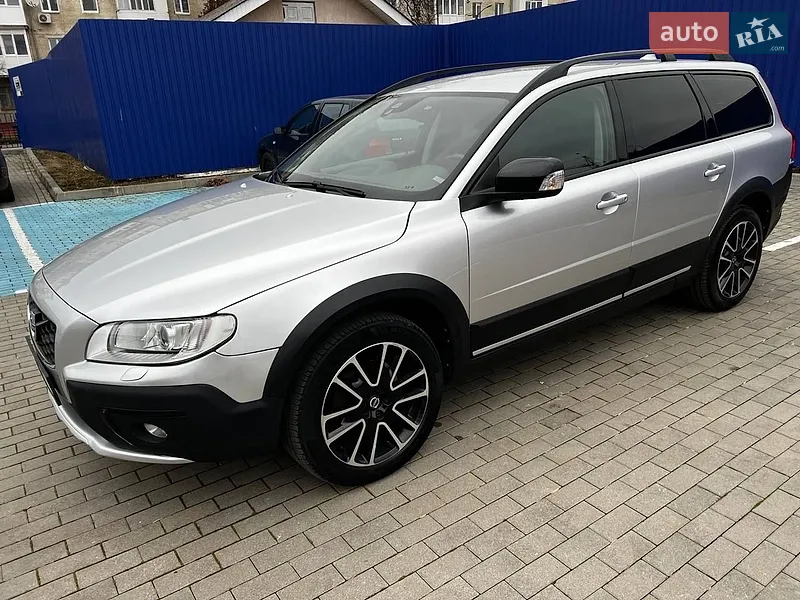 Volvo XC70 2016