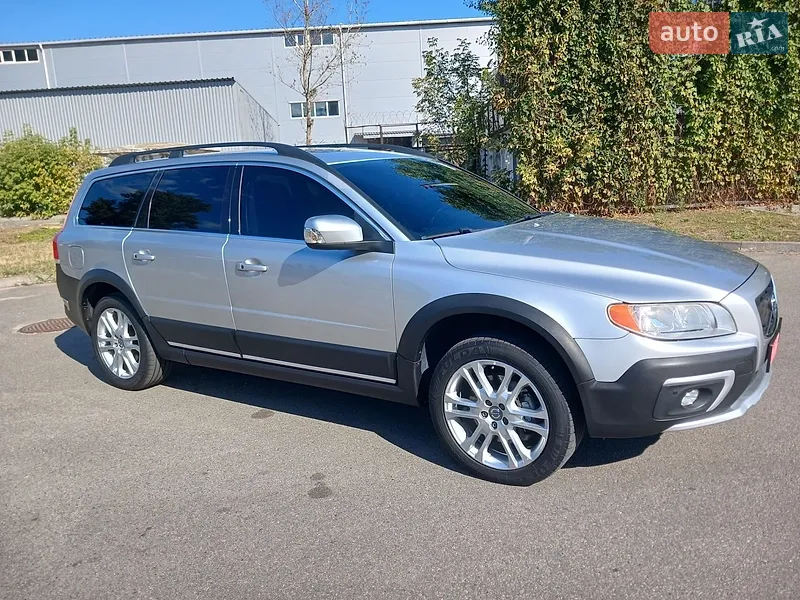 Volvo XC70 2016