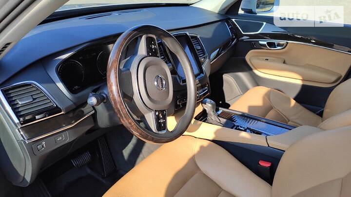 Позашляховик / Кросовер Volvo XC90 2015 в Тернополі