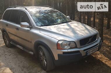 Volvo XC90  2004