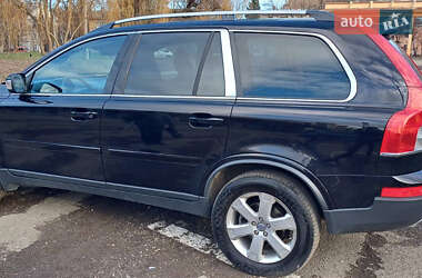 Volvo XC90  2011