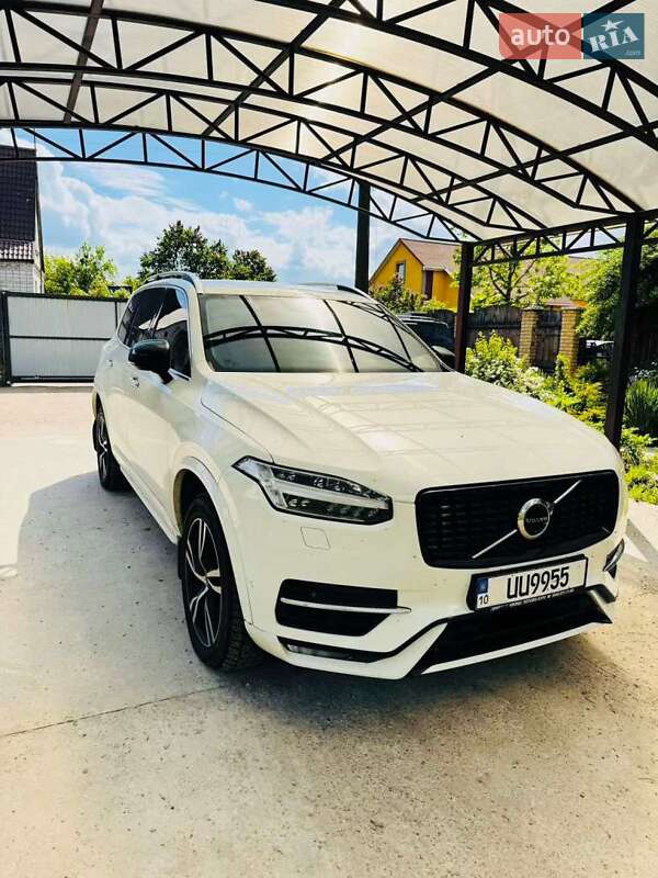 Volvo XC90