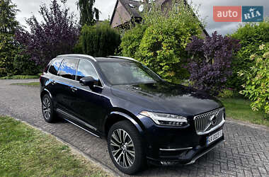 Volvo XC90  2017