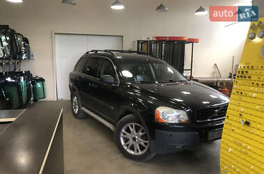 Volvo XC90  2004