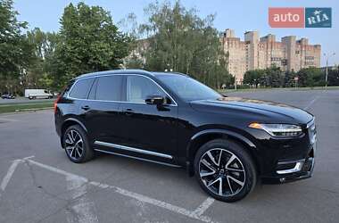 Volvo XC90  2022