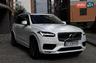 Volvo XC90  2020