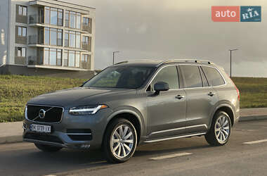 Volvo XC90  2019