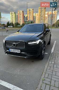 Volvo XC90  2020