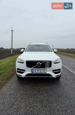 Volvo XC90  2019