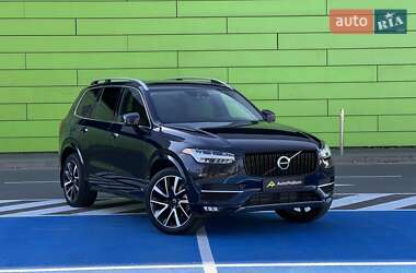 Volvo XC90 2019