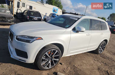 Volvo XC90  2020