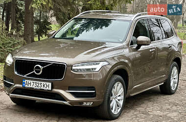 Volvo XC90  2017