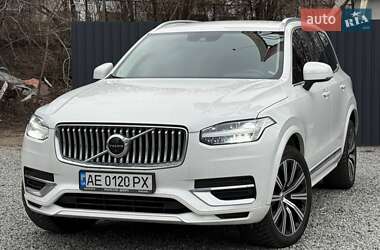 Volvo XC90  2021