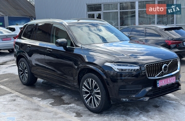 Volvo XC90  2019