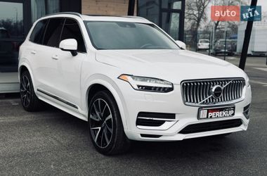 Volvo XC90  2020