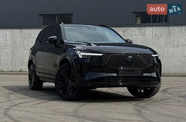 Volvo XC90  2026