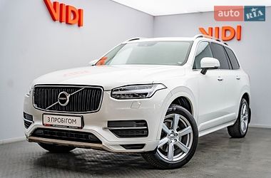 Volvo XC90  2019