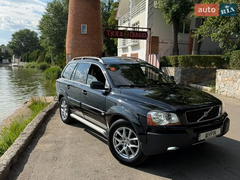 Volvo XC90 2004