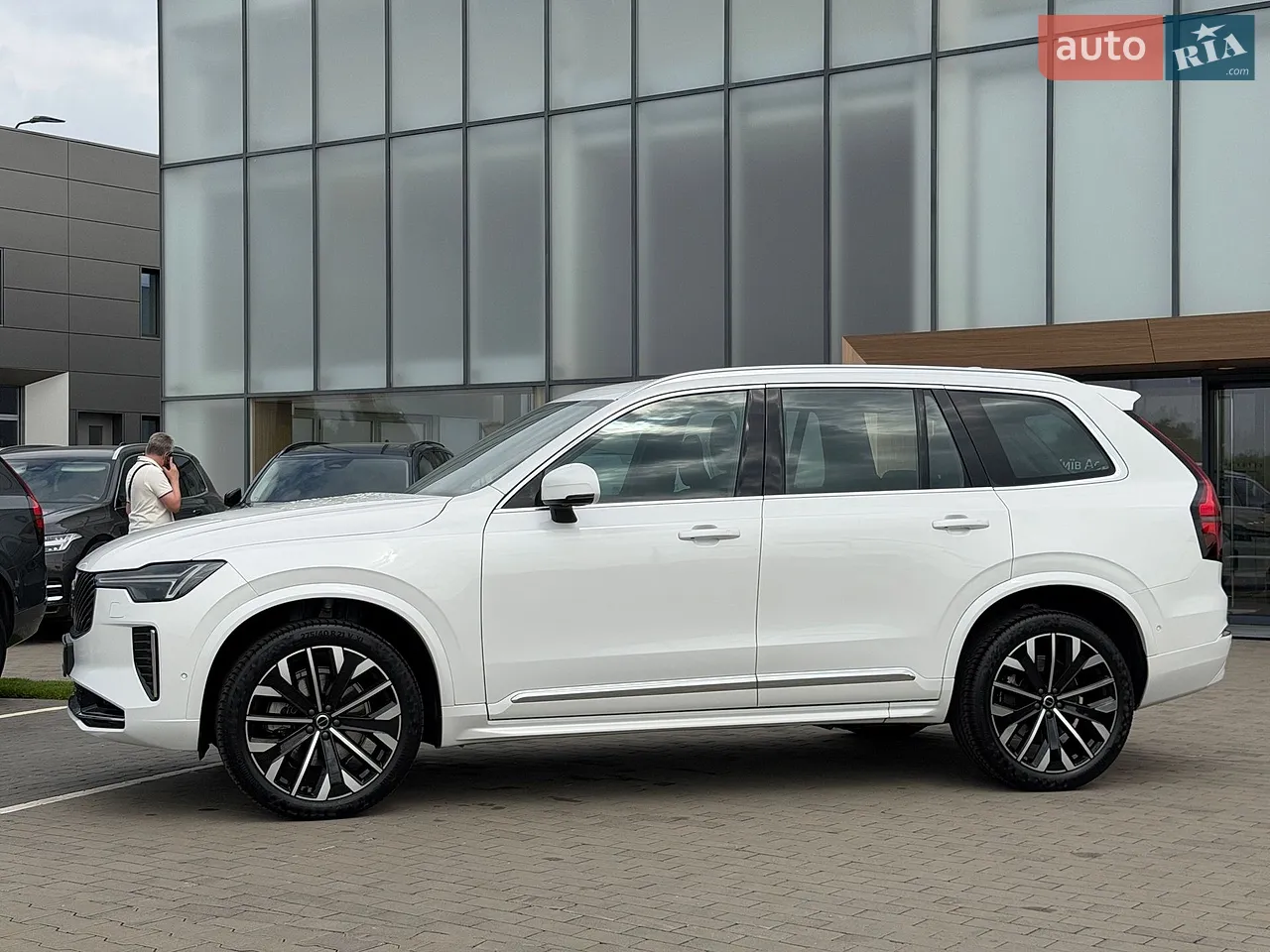 2025 Volvo XC90 - мініатюра 4