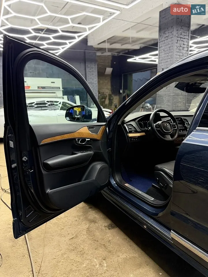 2022 Volvo XC90 - мініатюра 4