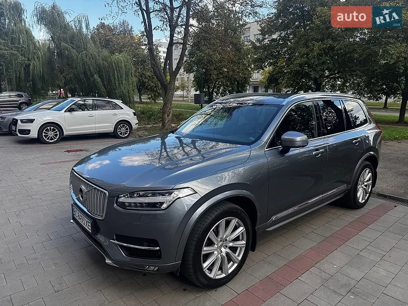 Volvo XC90