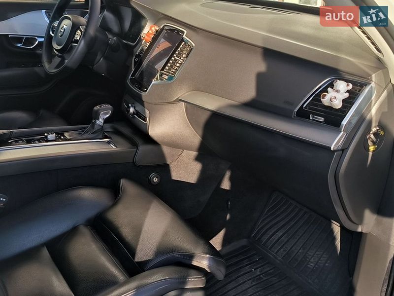Позашляховик / Кросовер Volvo XC90 2016 в Черкасах фото 17 Позашляховик / Кросовер Volvo XC90 2016 в Черкасах