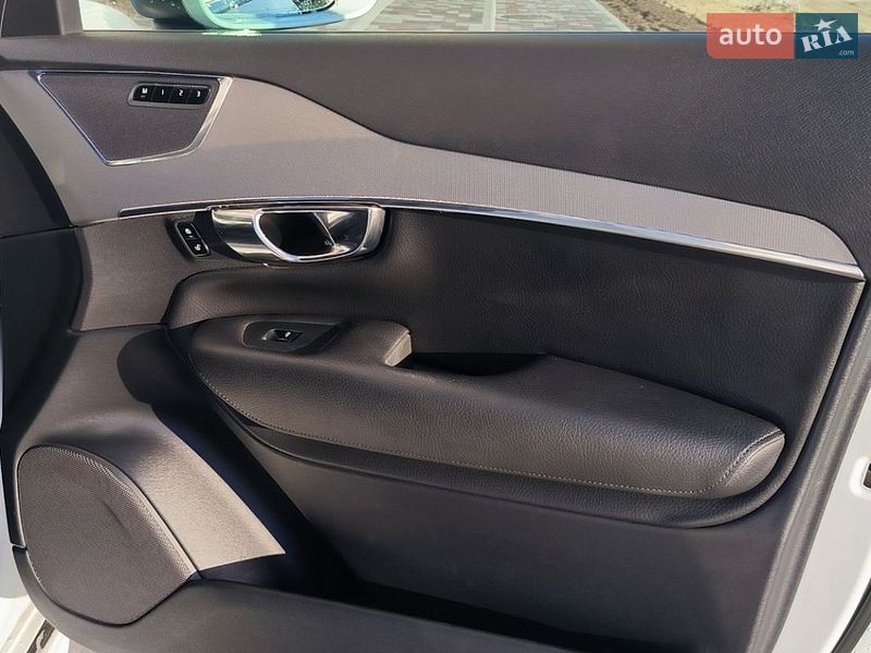 Позашляховик / Кросовер Volvo XC90 2016 в Черкасах фото 16 Позашляховик / Кросовер Volvo XC90 2016 в Черкасах