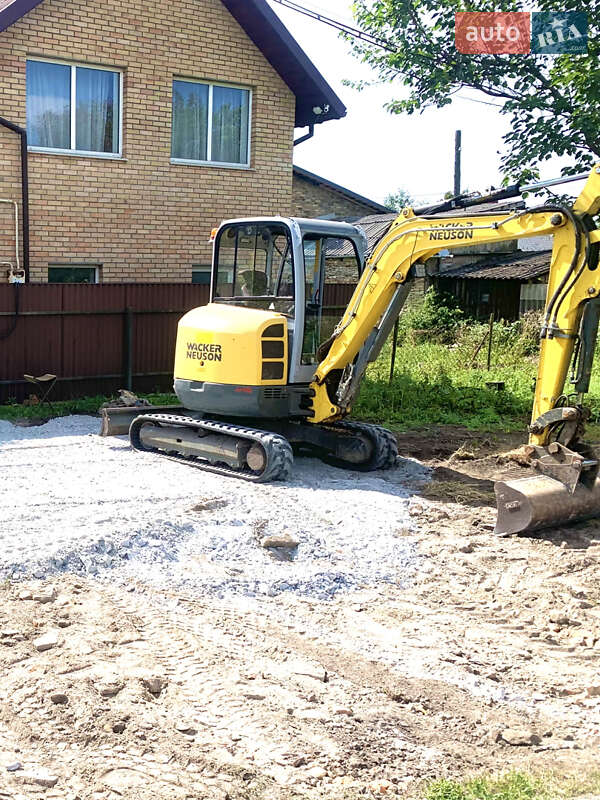 Миниэкскаватор Wacker Neuson 2015 в Ровно
