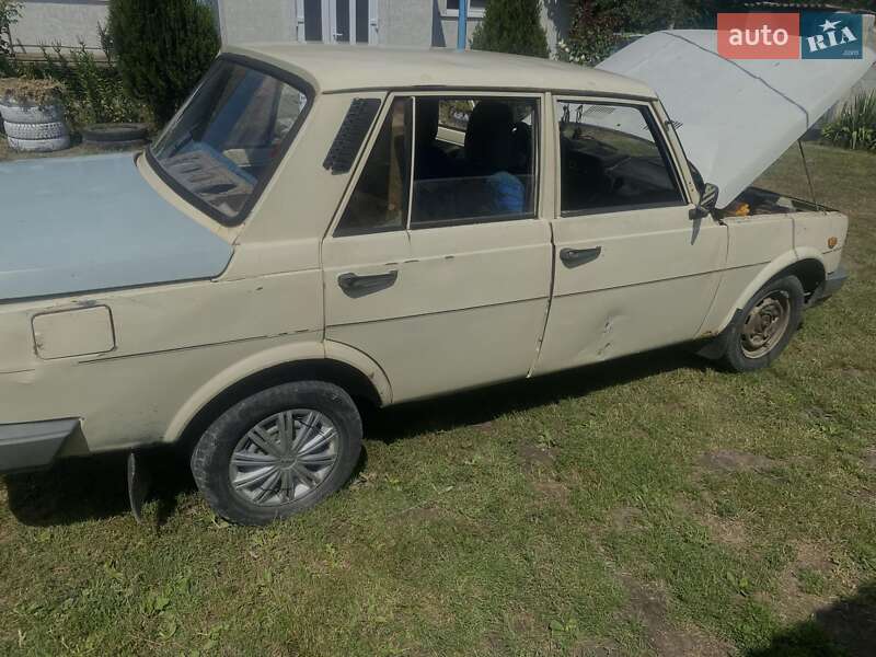 Седан Wartburg 1300