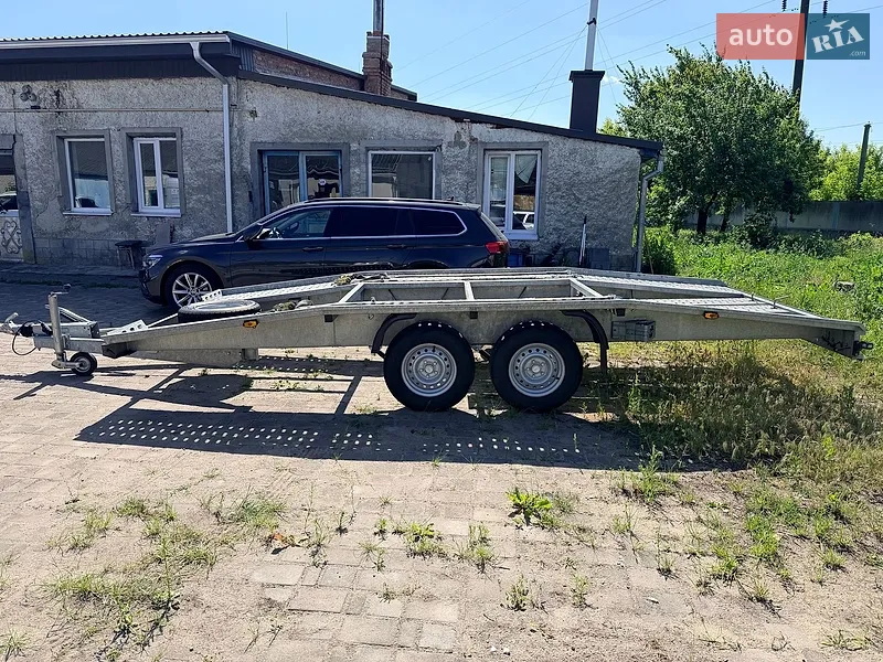 Weekend W350B 2023