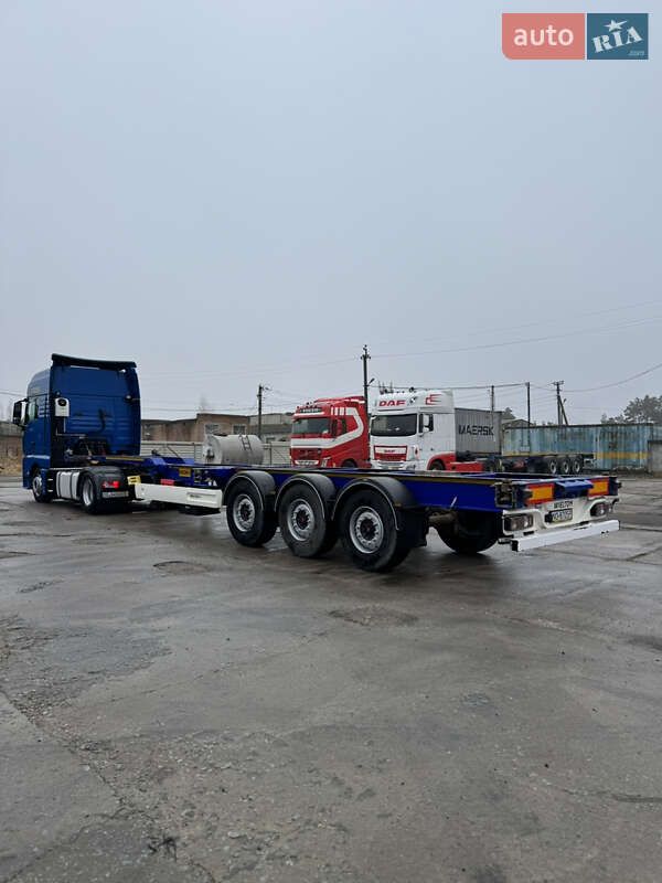 Контейнеровоз напівпричіп Wielton NS-3