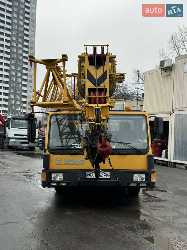 Автокран XCMG QY25K5