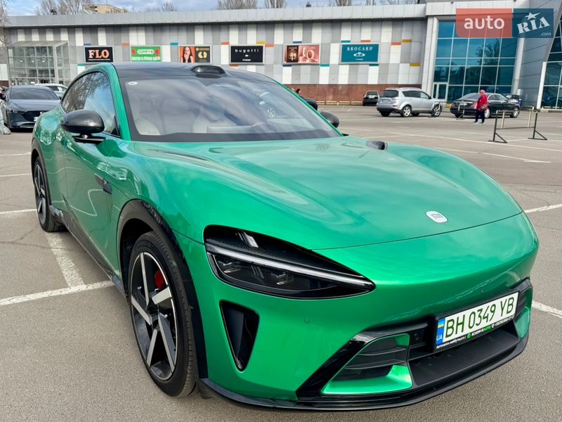 Внедорожник / Кроссовер Xiaomi SU7