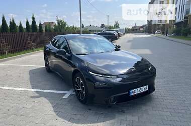 Седан Xpeng P7 2022 в Луцьку