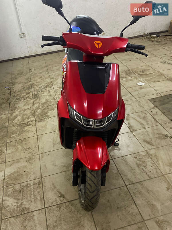 Мопеды Yadea T9