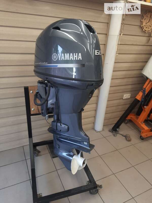 Лодка Yamaha 60