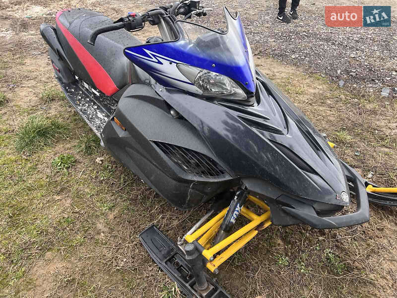 Yamaha Apex